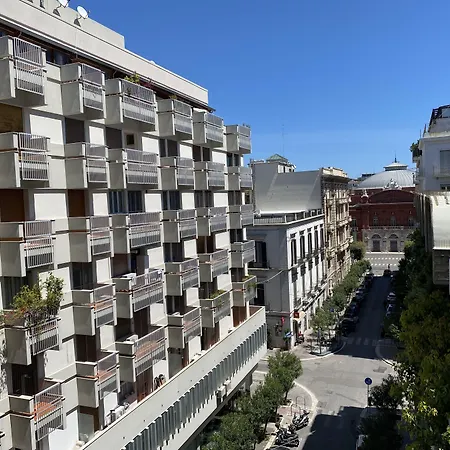 Re Di Smirne By Apulia 4*