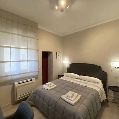 בית הארחה Re Di Smirne By Apulia 4*