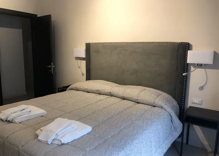 Re Di Smirne By Apulia בית הארחה