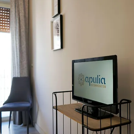 Re Di Smirne By Apulia باري