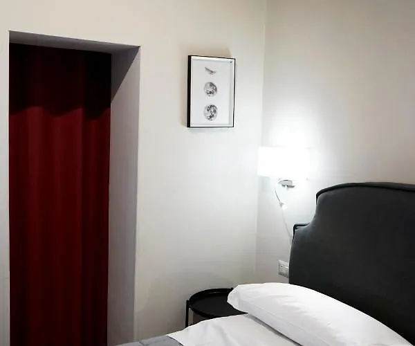 Re Di Smirne By Apulia Pensionat 4*