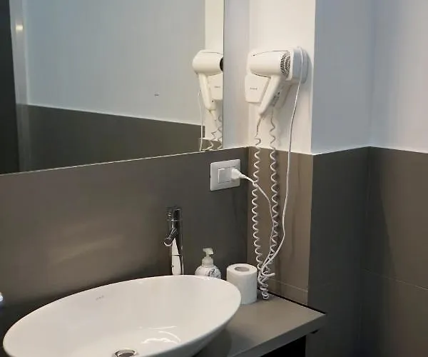 Re Di Smirne By Apulia Pensionat